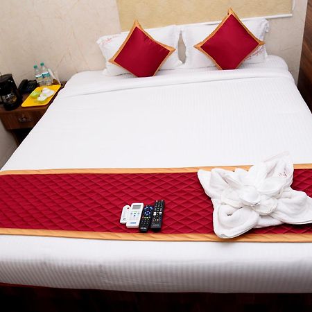 Sri Vishnu Residency Otel Sriperumbudur Dış mekan fotoğraf