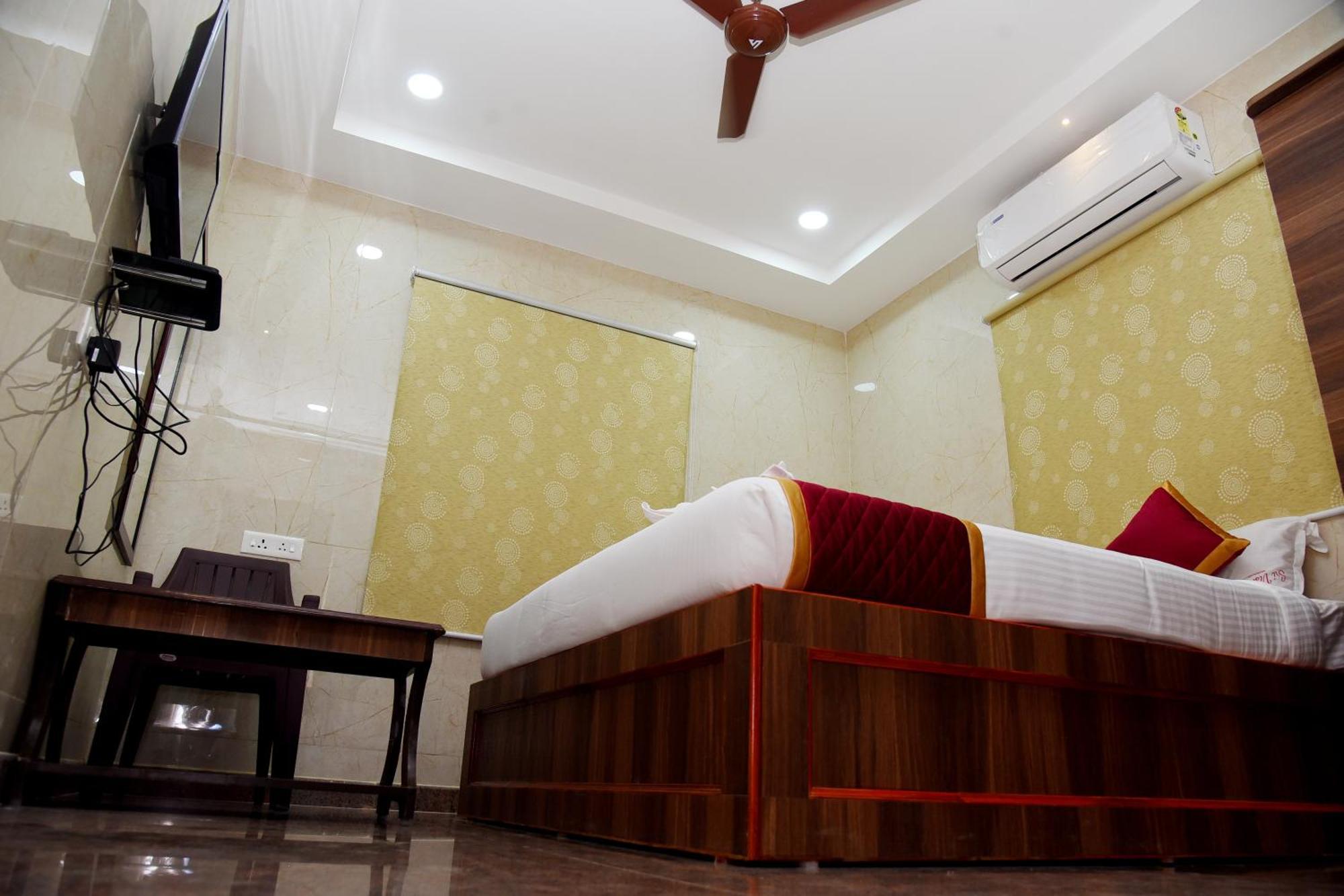 Sri Vishnu Residency Otel Sriperumbudur Dış mekan fotoğraf